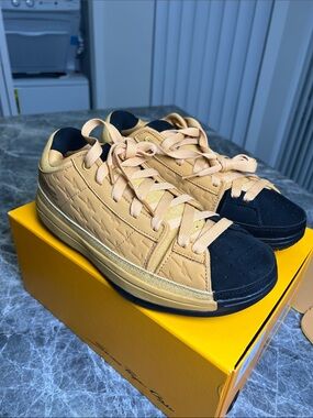 Serious Players Only Easy1 Men's Low-Top Sneakers color - Dust size 9.5